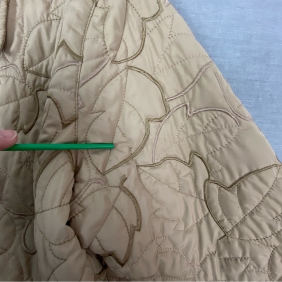 Northern Reflections Quilted Jacket Embroidered Leaf Design Size Small Pockets - Picture 7 of 9